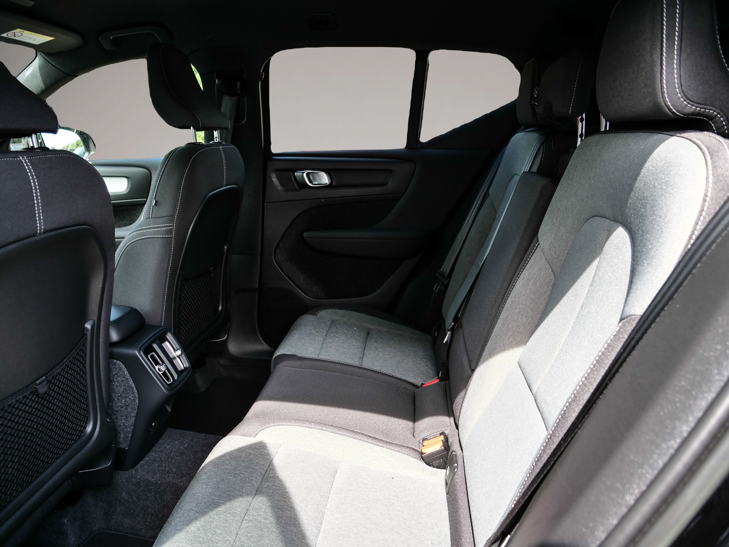 Volvo XC40 (06/2023, Benzin)