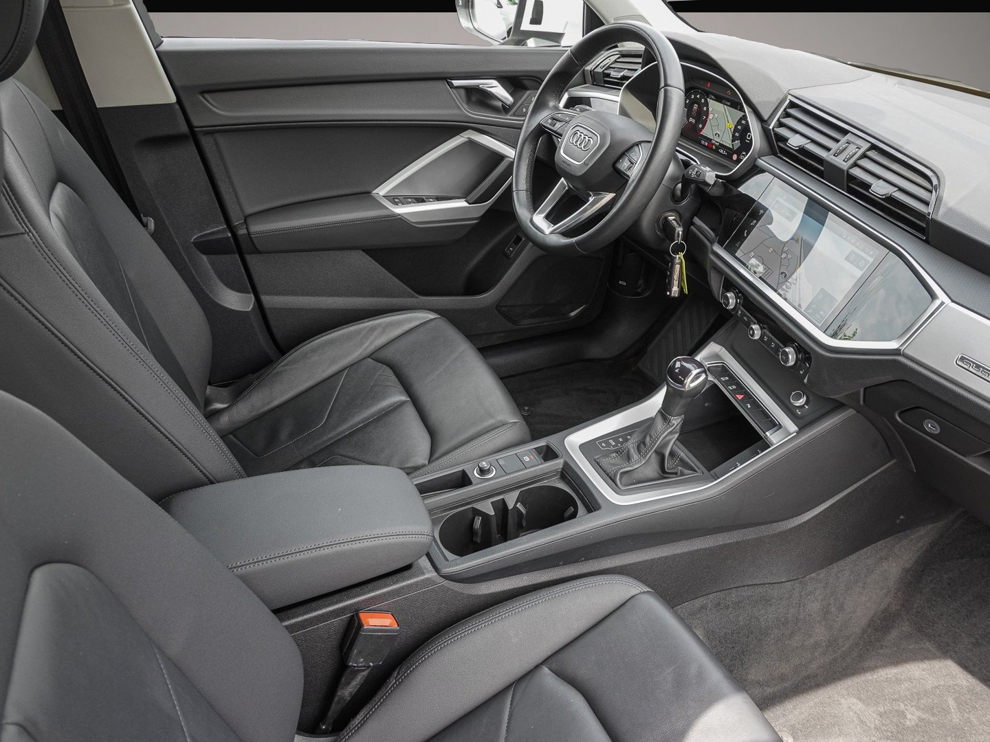 Audi quattro (02/2022, Benzin)