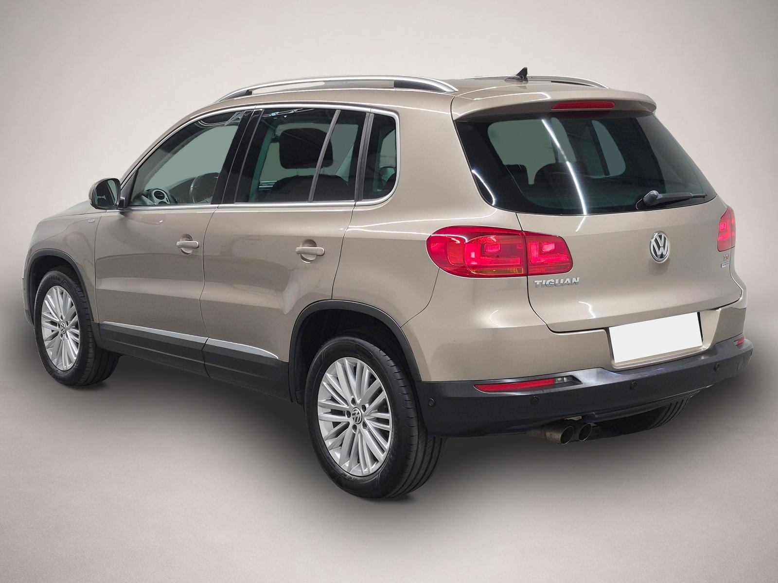 Volkswagen Tiguan (07/2014, Benzin)