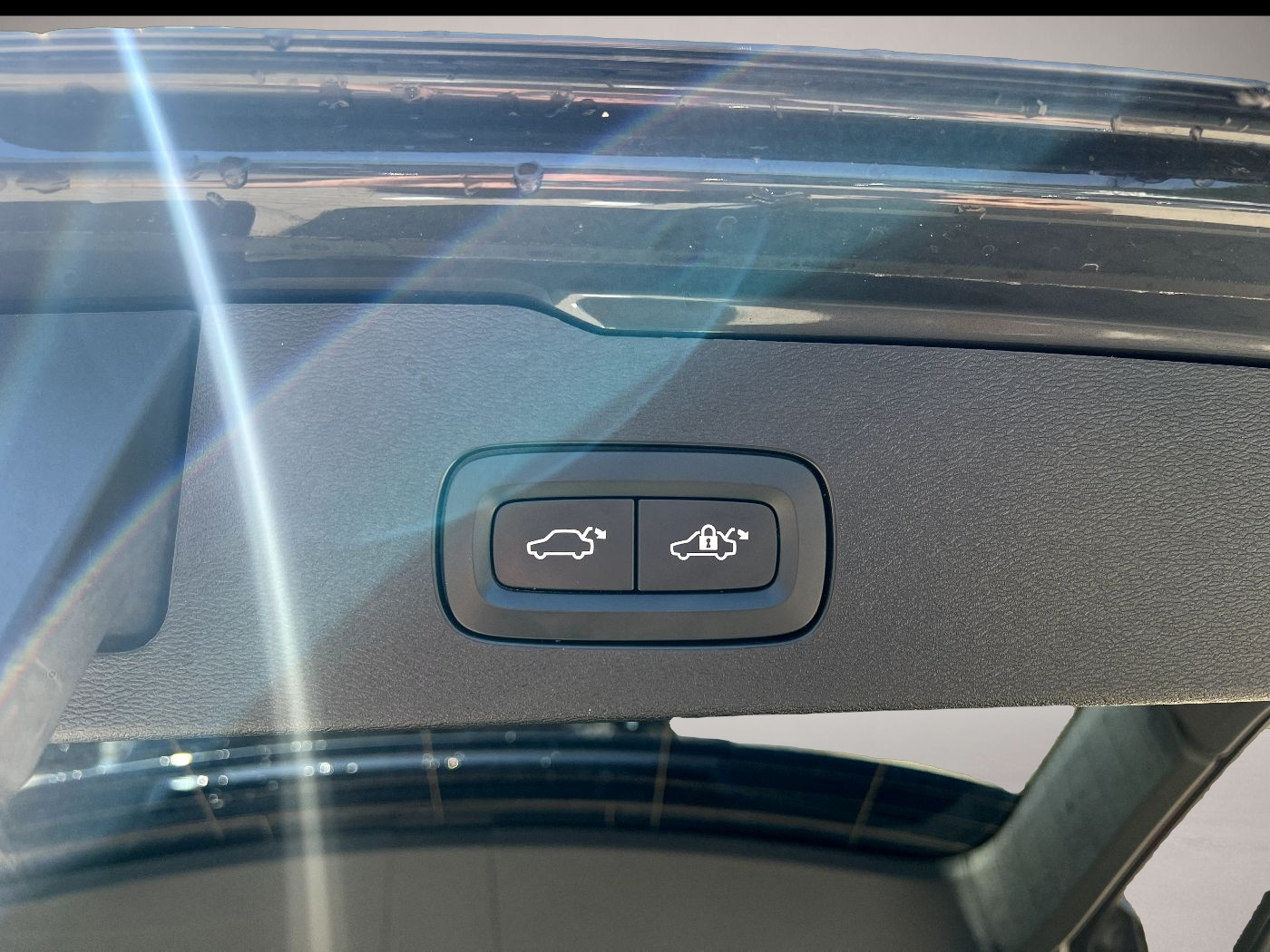 Volvo V60 (05/2023, )