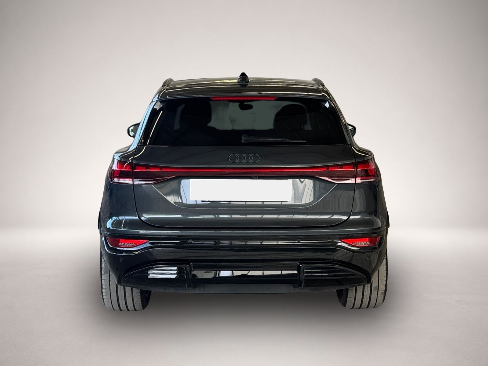 Audi Q6 e-tron (05/2025, ELECTRIC)