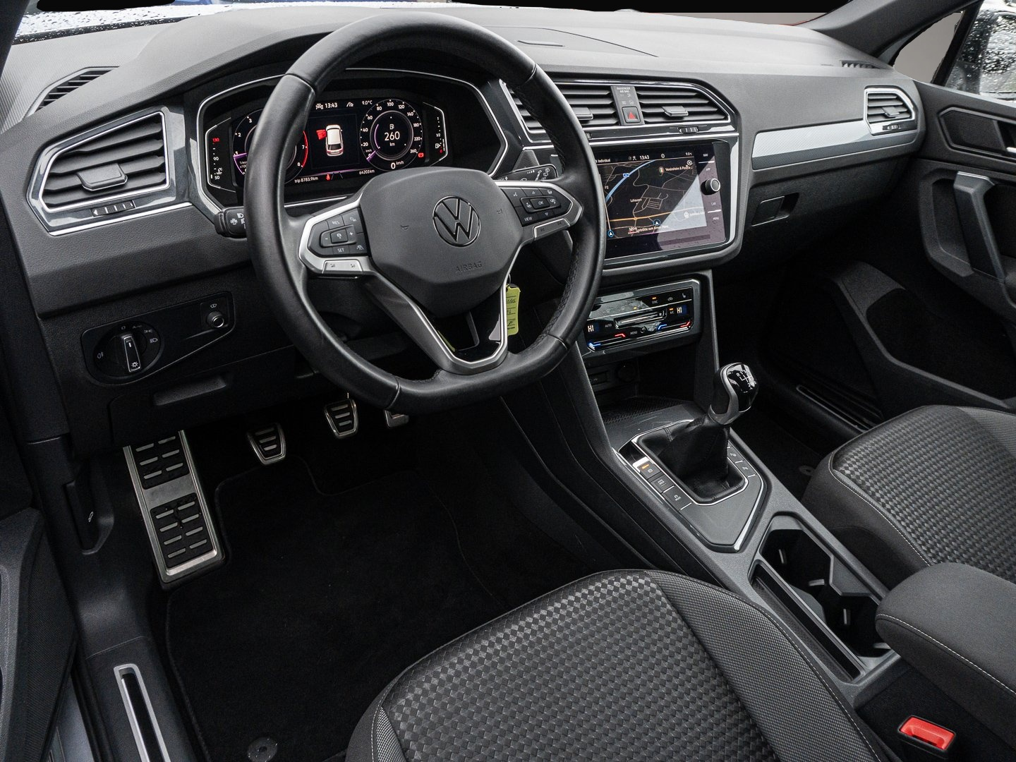 Volkswagen Tiguan (01/2023, Benzin)
