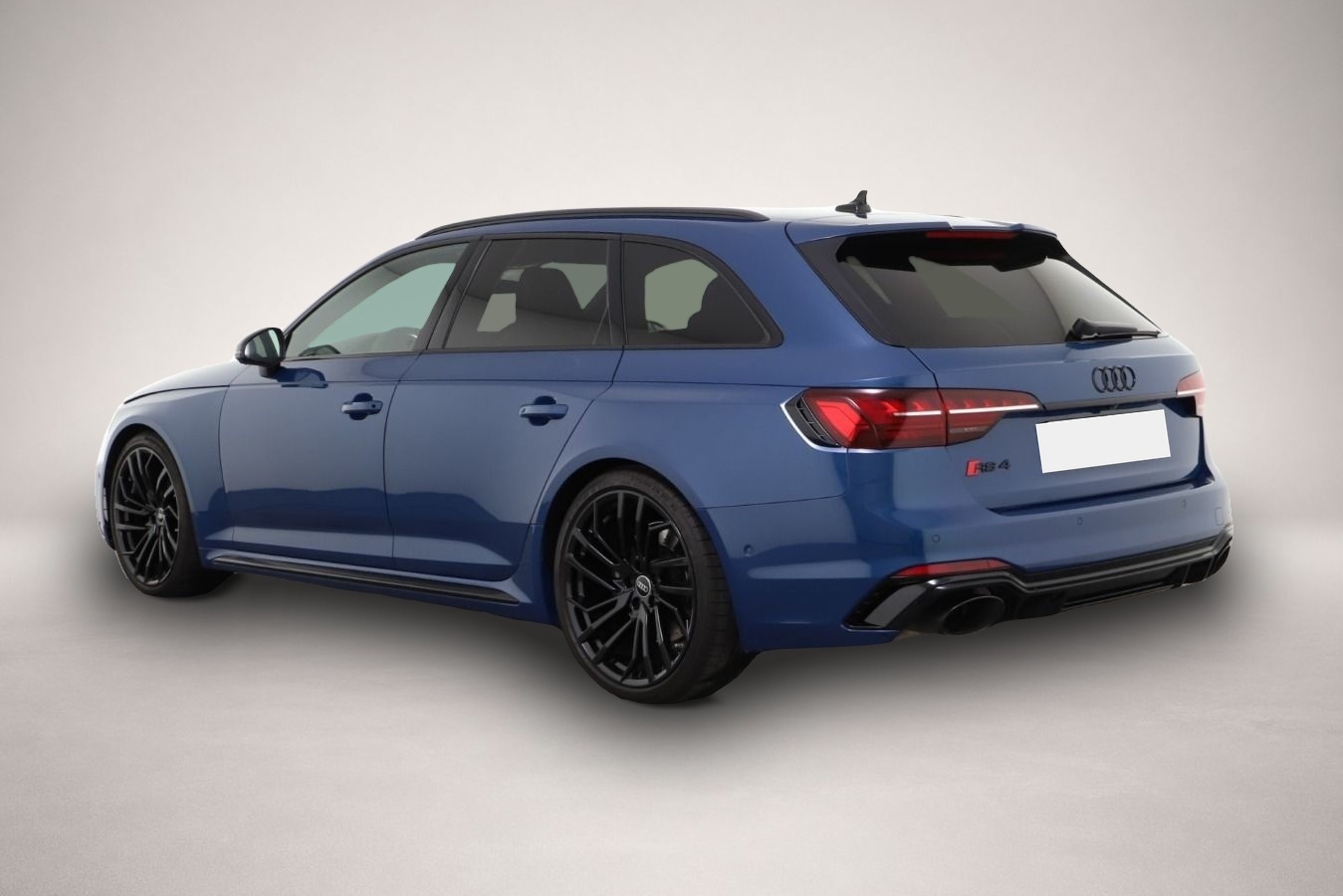 Audi RS4 (09/2023, Benzin)