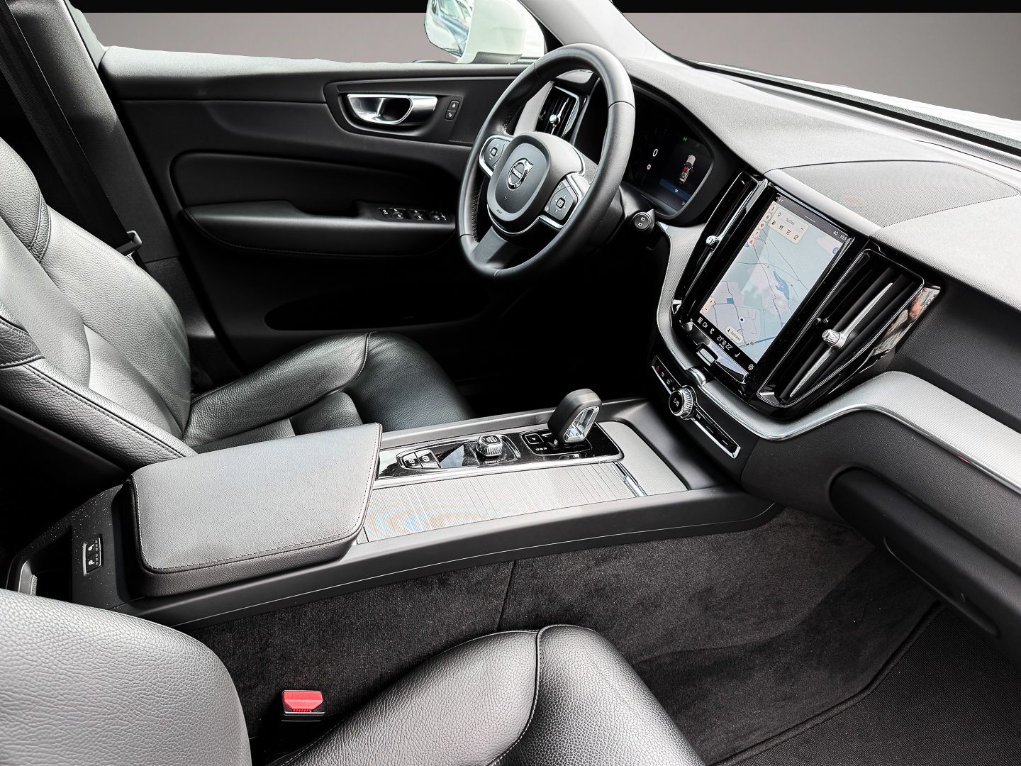 Volvo XC60 (01/2024, Benzin)