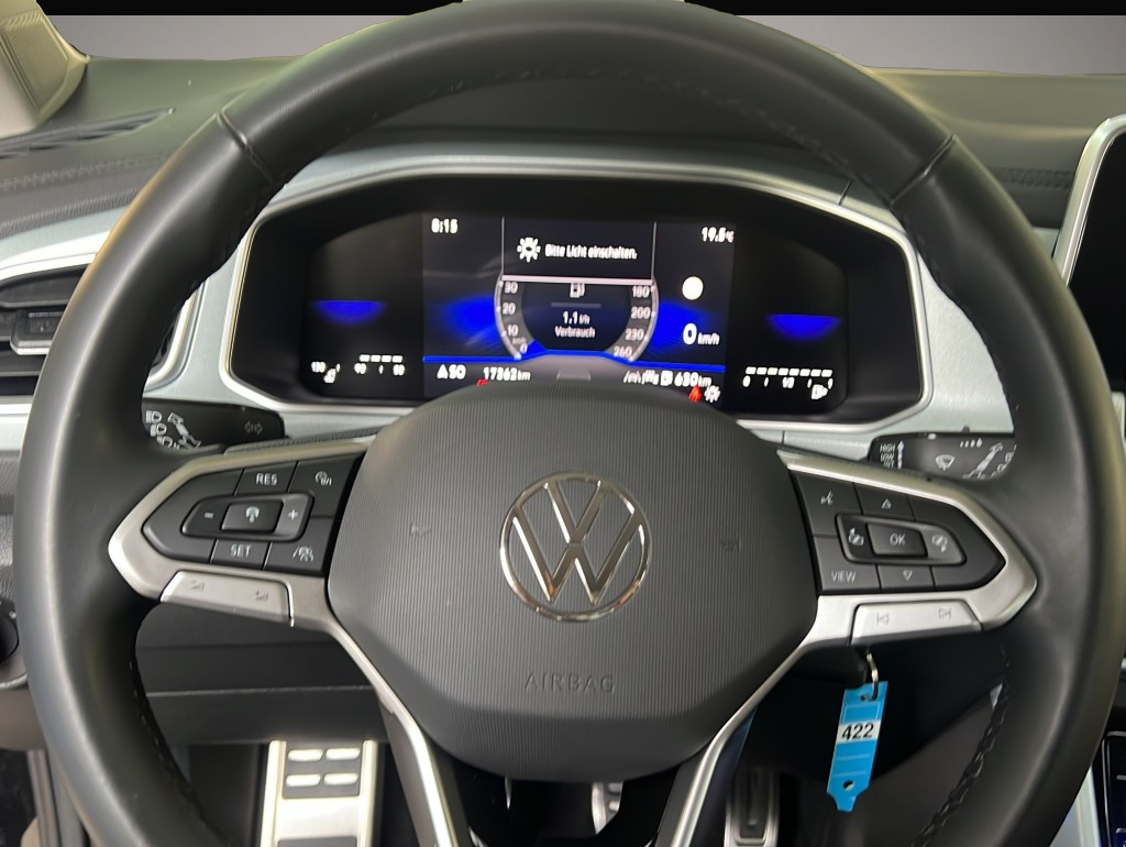 Volkswagen T-Roc (08/2025, Benzin)