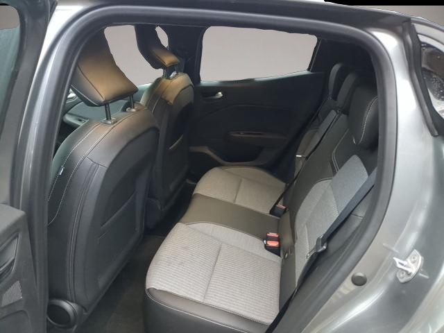 Renault Clio (11/2025, Benzin)