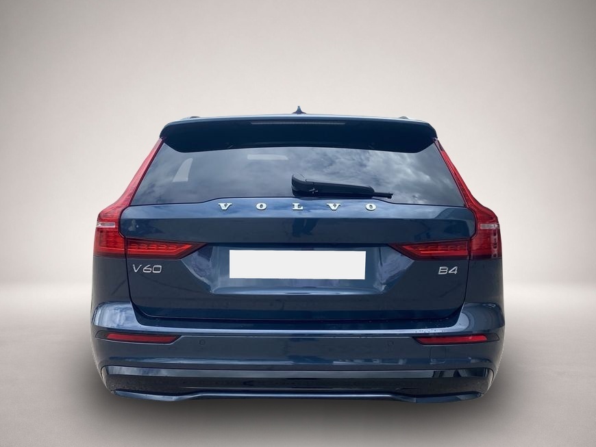 Volvo V60 (12/2025, Benzin)