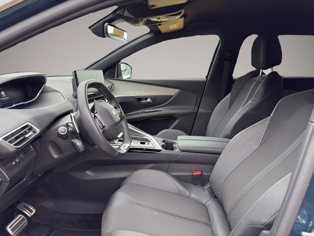 Peugeot 5008 (08/2023, Benzin)