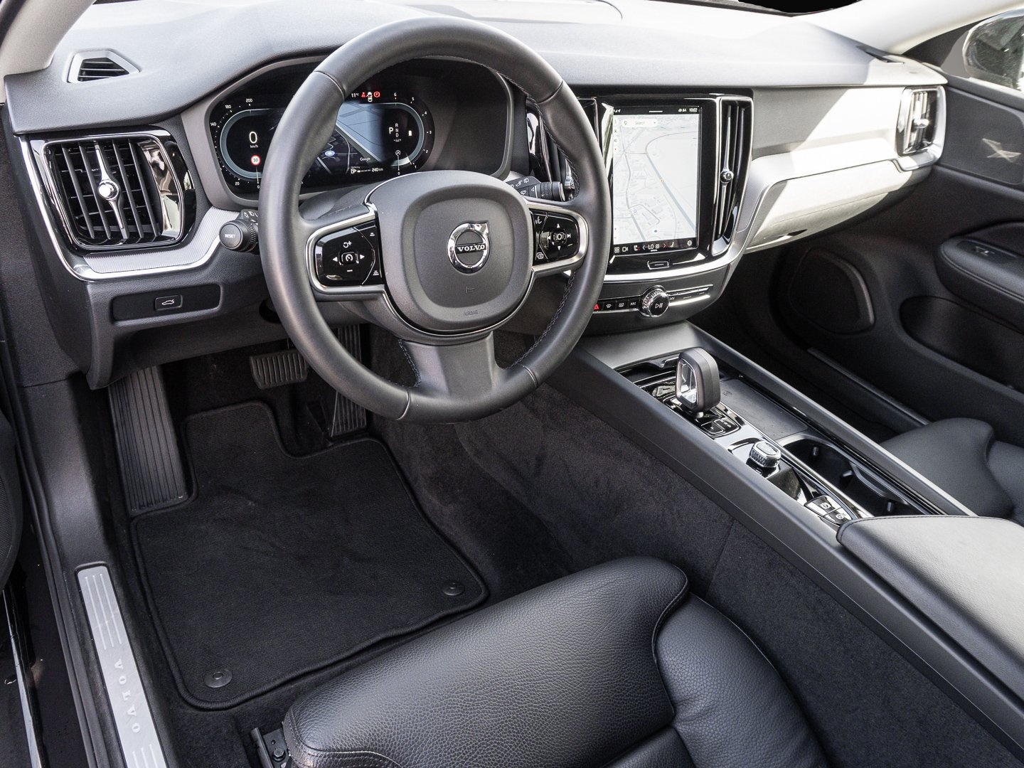 Volvo V60 Cross Country (01/2024, )