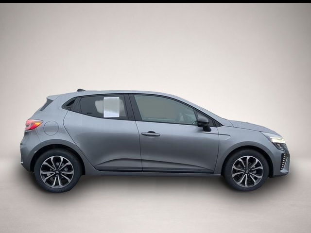 Renault Clio (11/2025, Benzin)