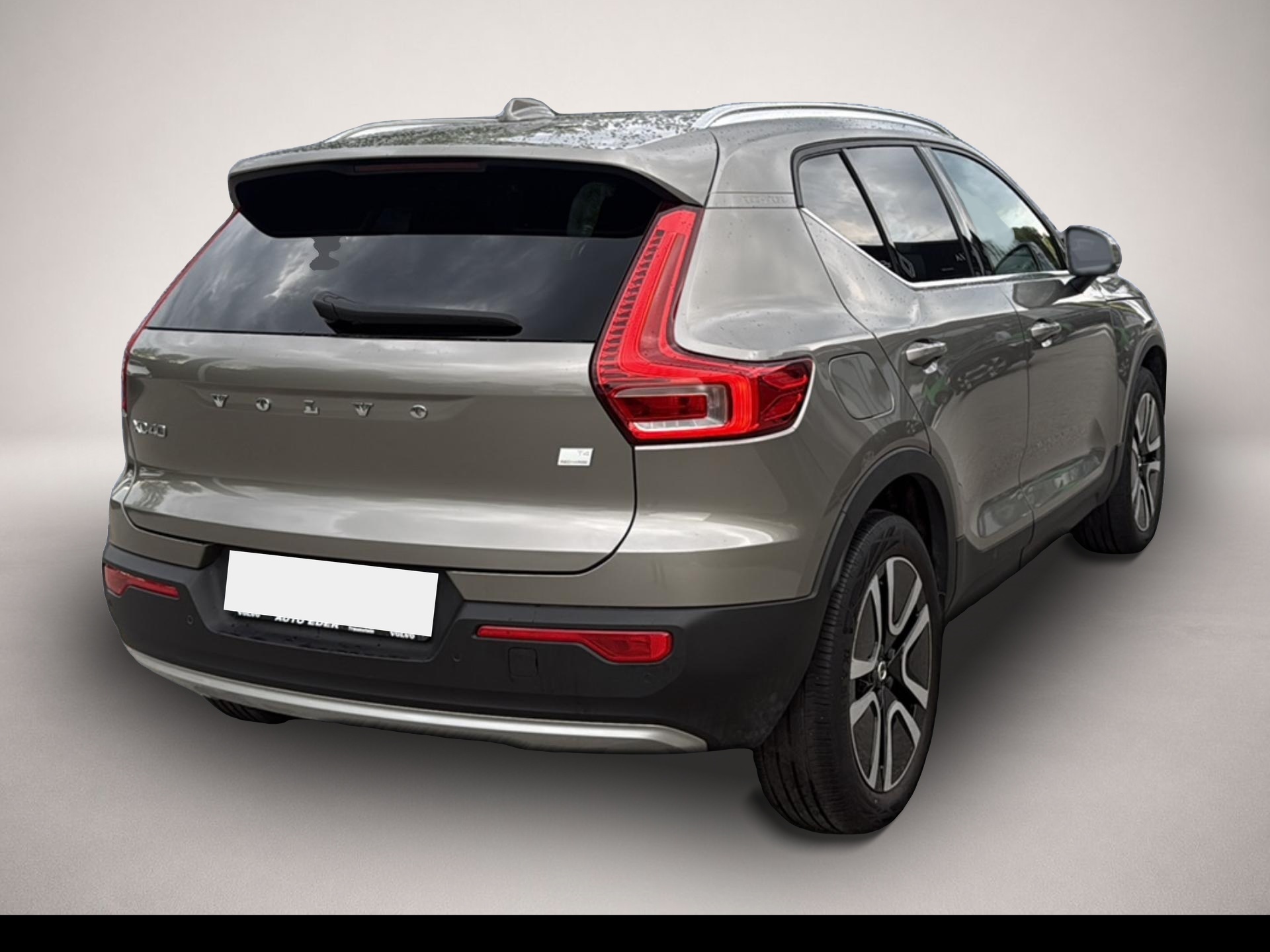 Volvo XC40 (01/2022, Hybrid (Benzin/Elektro))