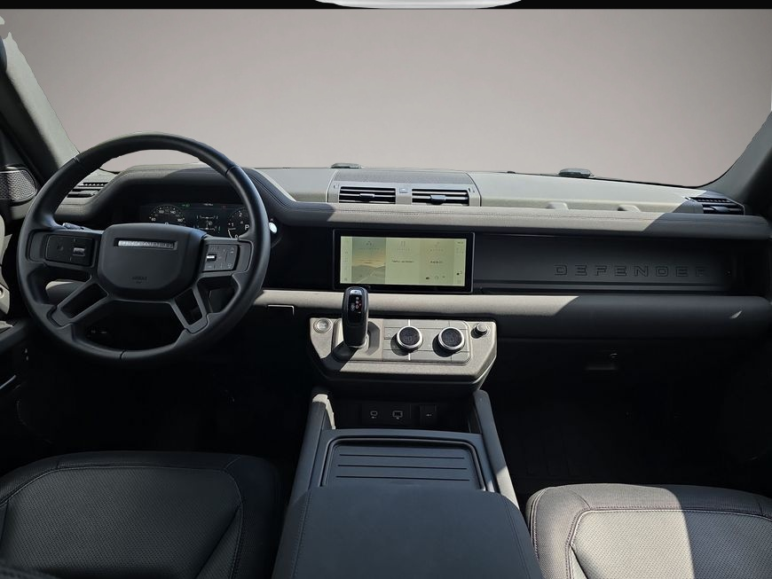 Land-Rover Defender (06/2023, Diesel)