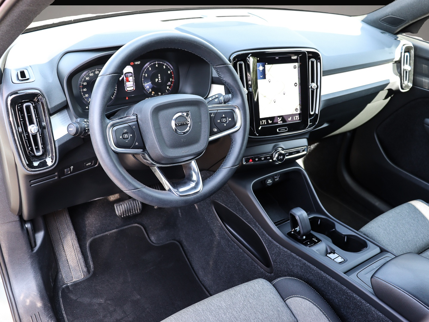 Volvo XC40 (09/2023, Benzin)