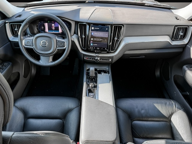Volvo XC60 (01/2024, Benzin)