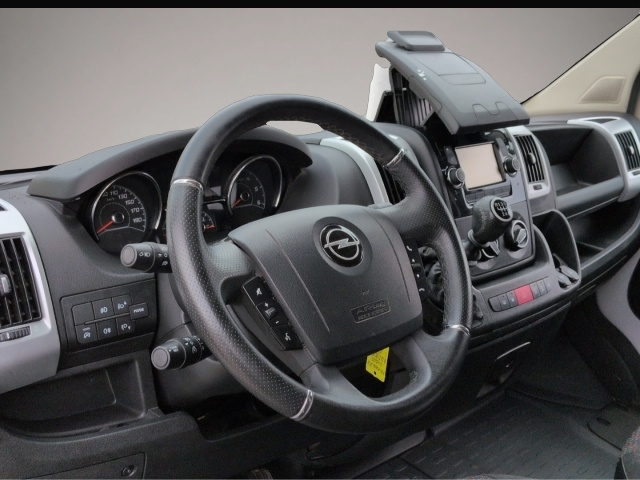 Opel Other (04/2022, Diesel)