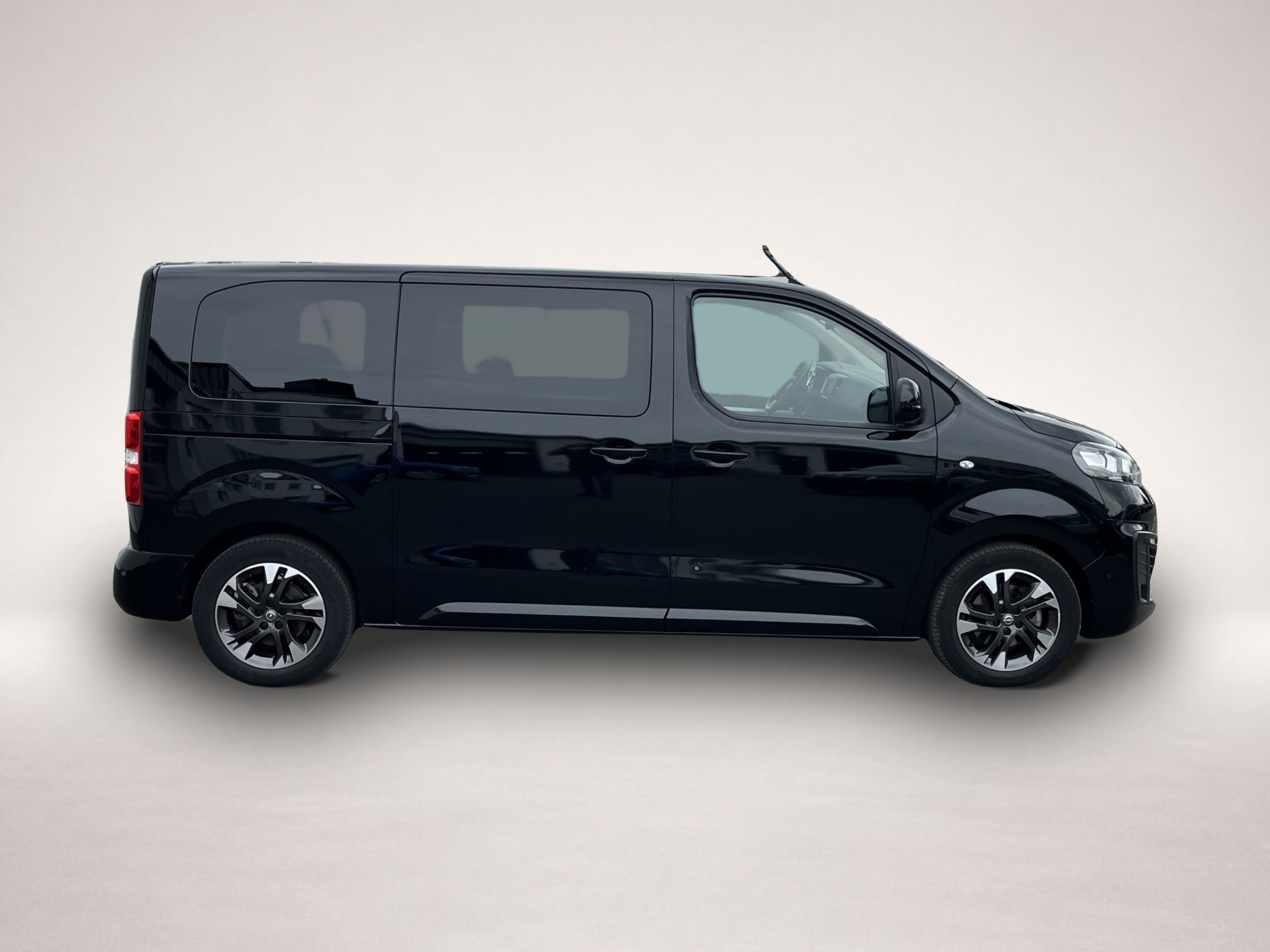 Opel Zafira Electric (02/2022, ELECTRIC)