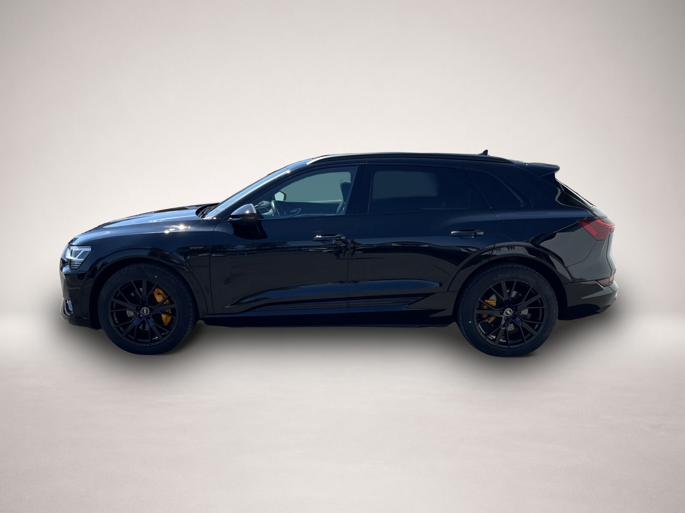 Audi e-tron (12/2022, ELECTRIC)