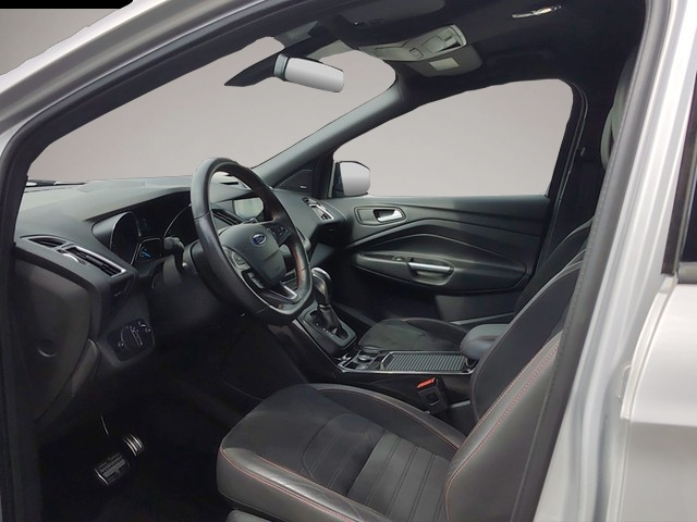 Ford Kuga (08/2019, Benzin)
