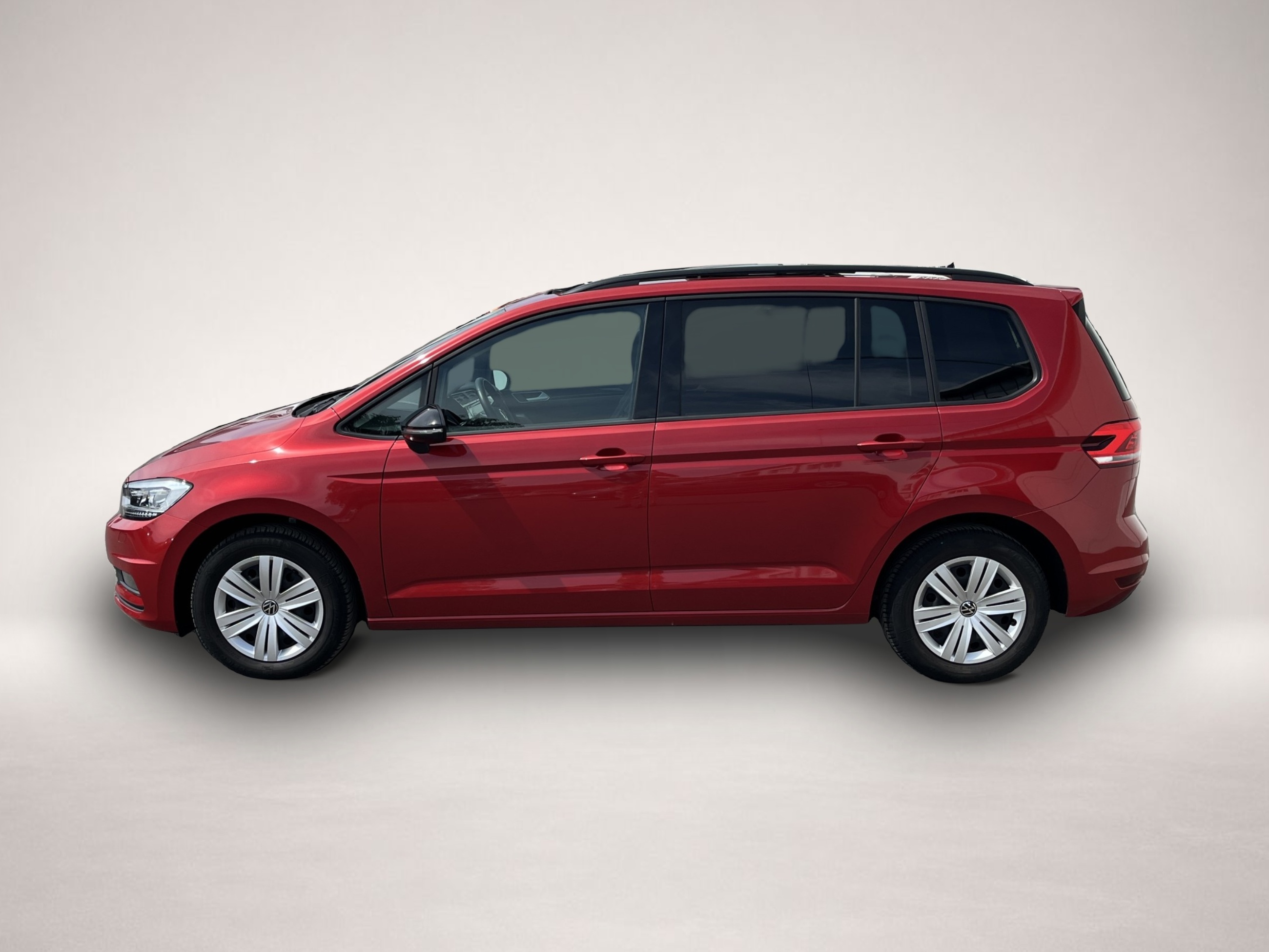 Volkswagen Touran (02/2022, Benzin)