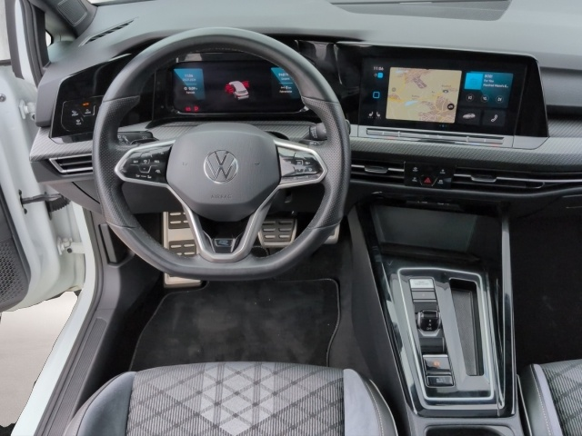 Volkswagen Golf (04/2024, Diesel)