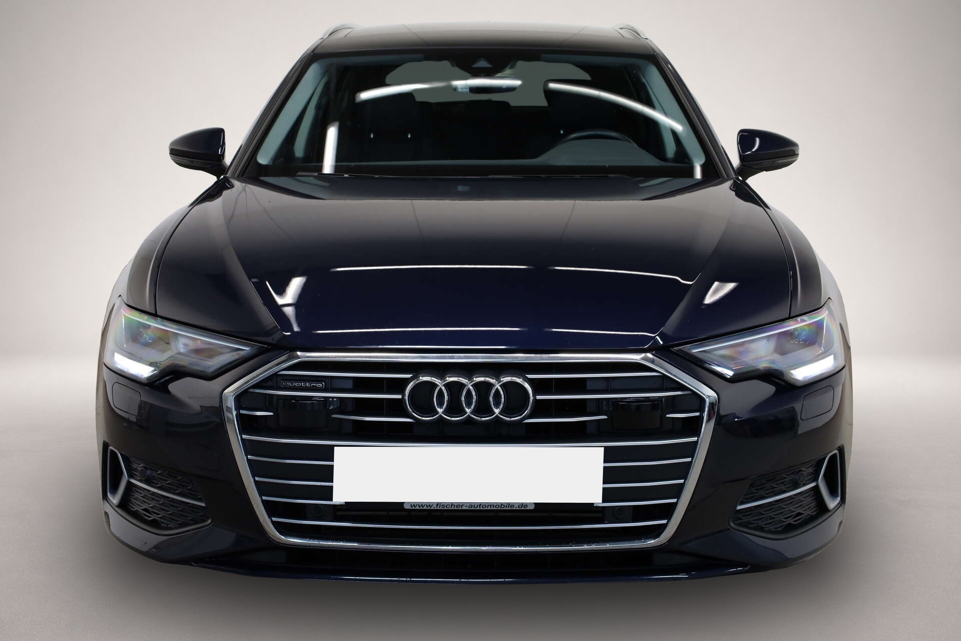 Audi quattro (01/2023, Benzin)