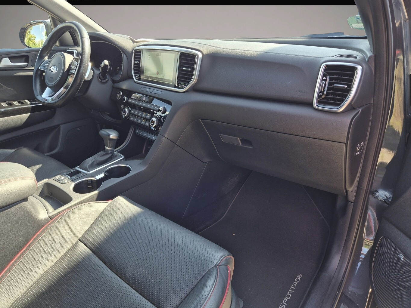 KIA Sportage (08/2020, Benzin)