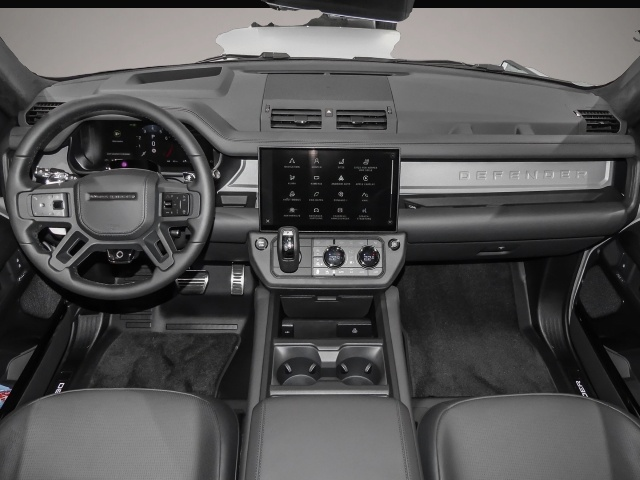 Land-Rover Defender (02/2026, Benzin)
