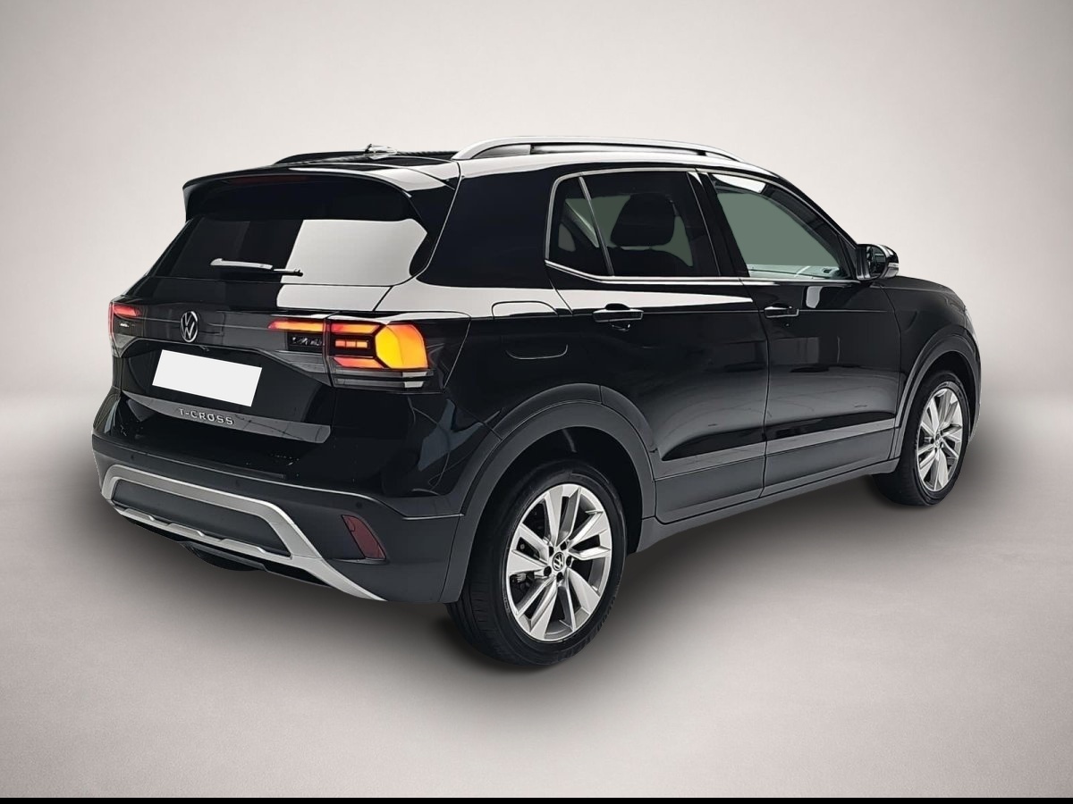 Volkswagen T-Cross (06/2026, Benzin)