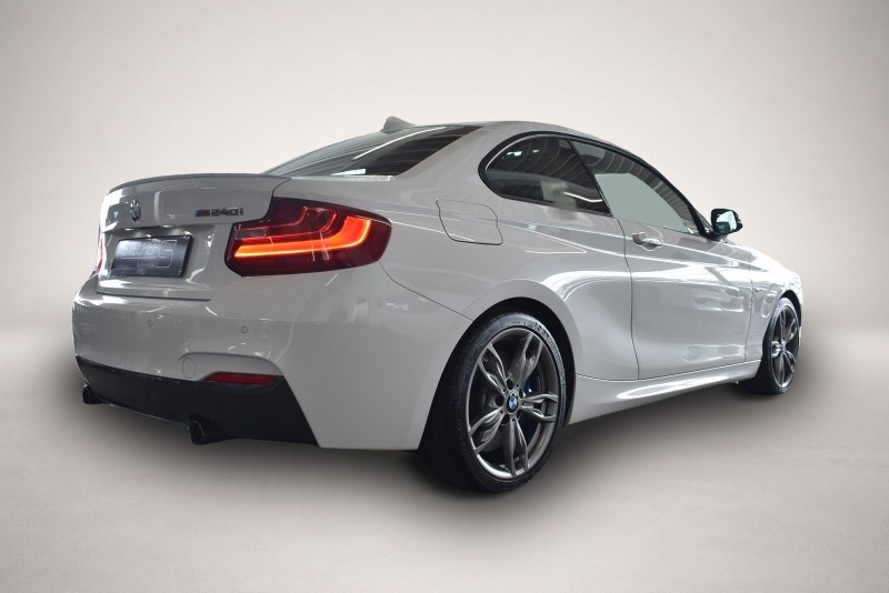 BMW M240i (08/2016, )