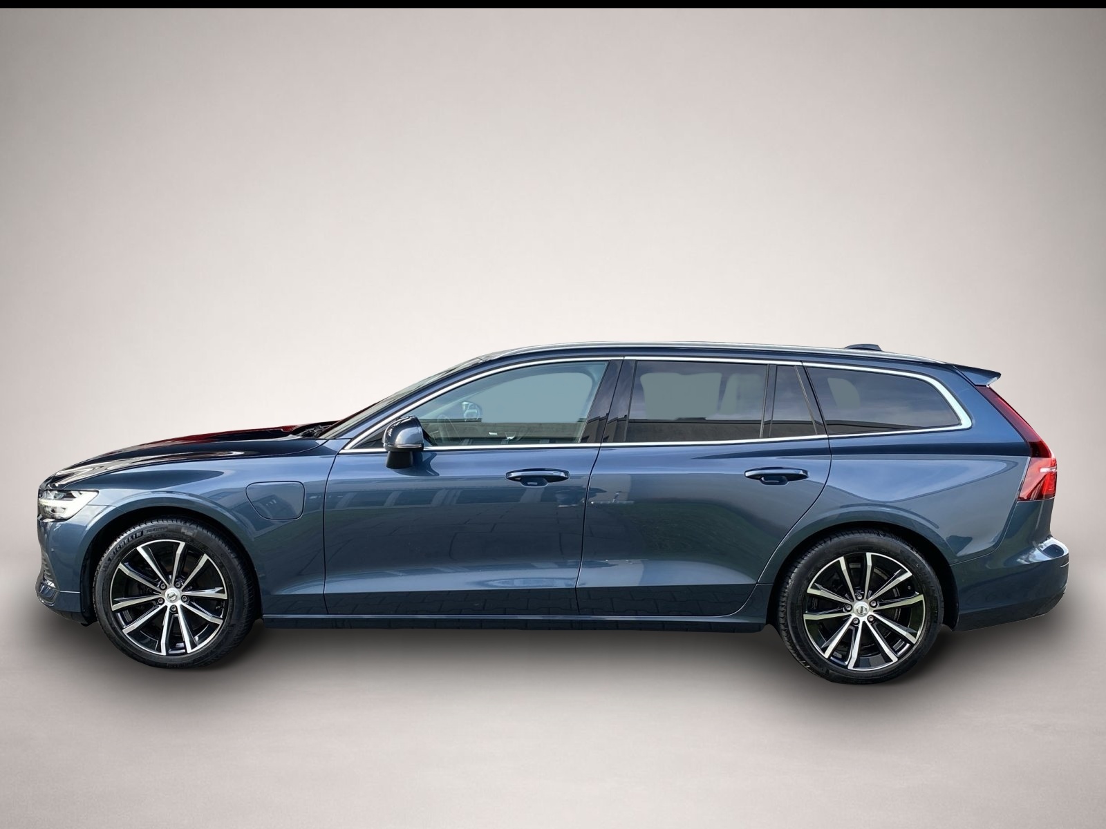 Volvo V60 (11/2022, )