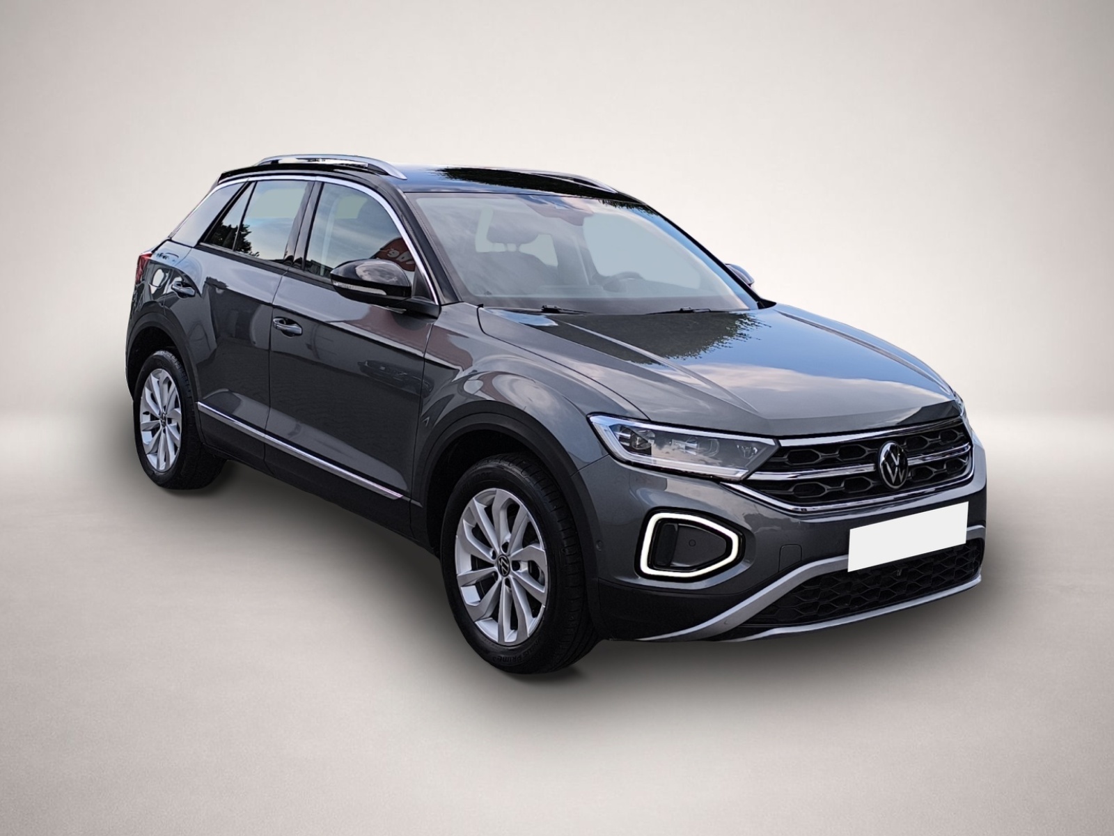 Volkswagen T-Roc (02/2025, Benzin)