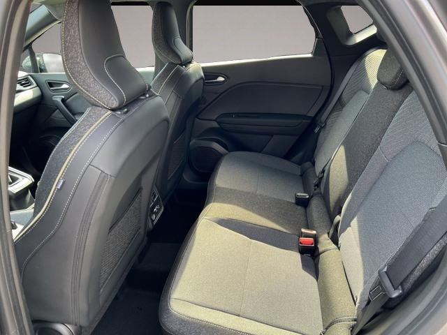 Renault Captur (03/2026, Benzin)