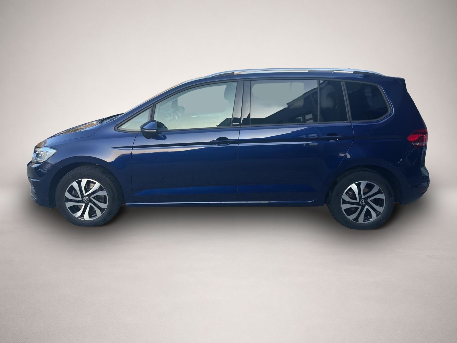 Volkswagen Touran (11/2021, Benzin)
