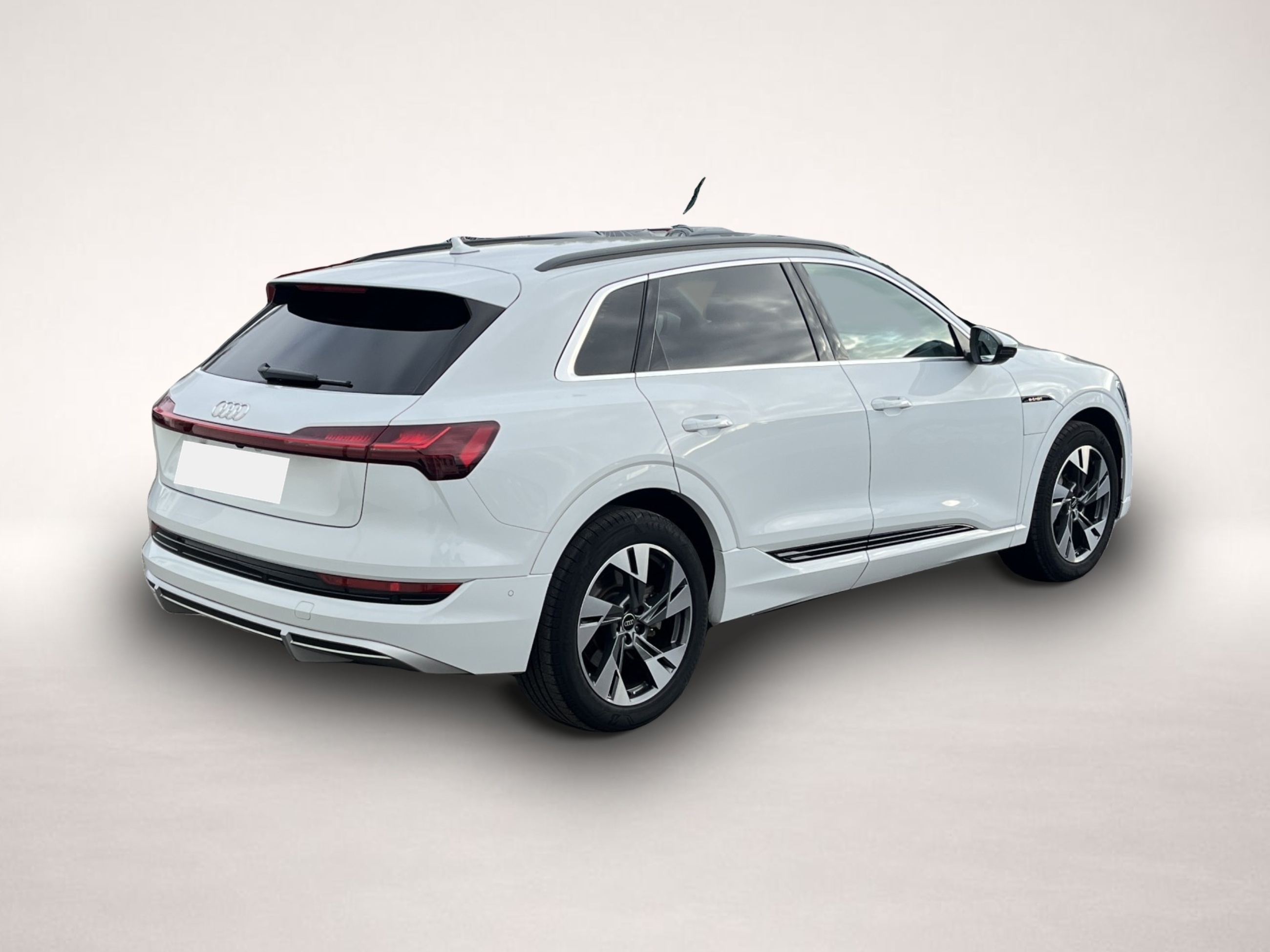 Audi e-tron (09/2022, ELECTRIC)