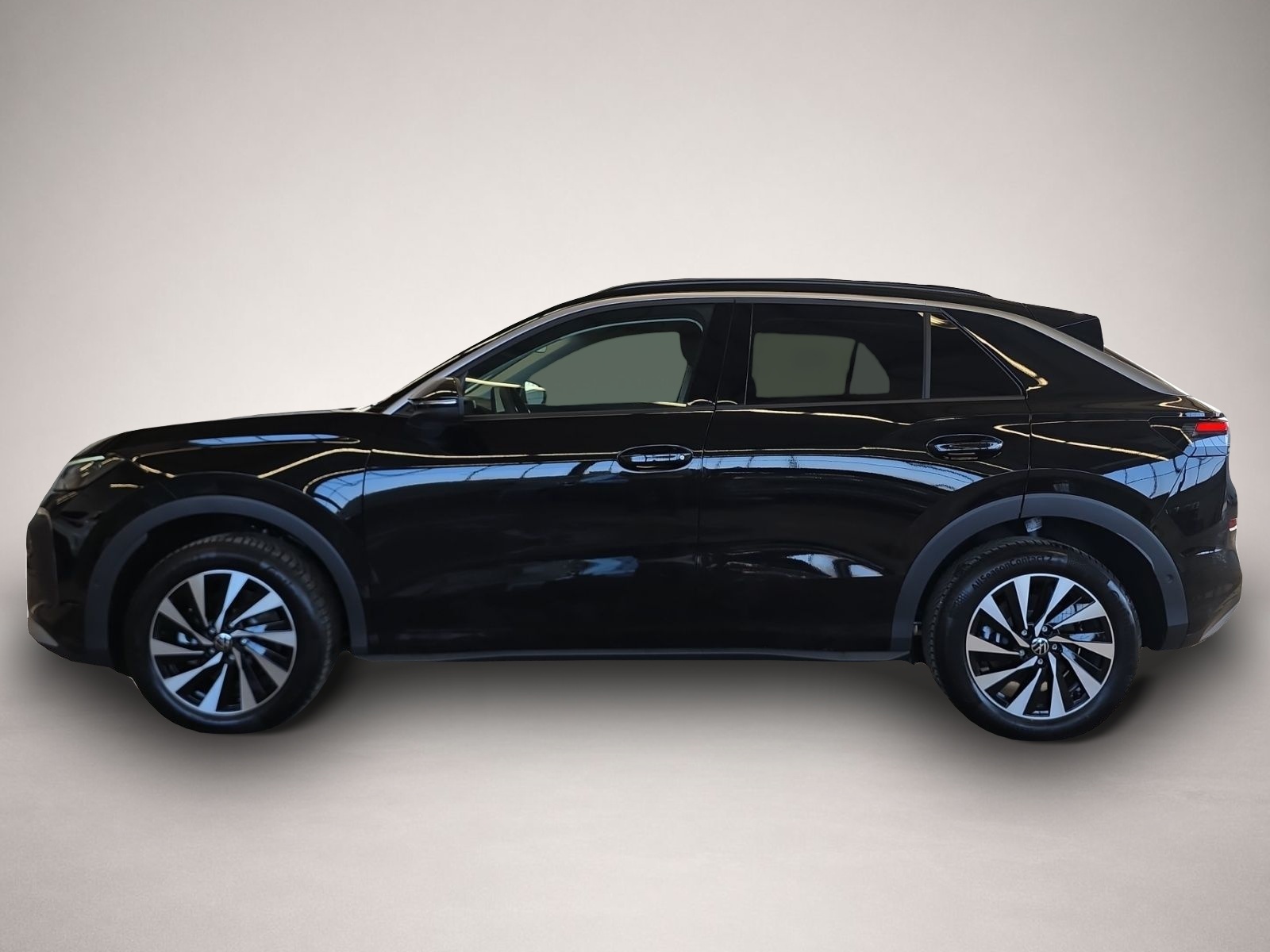 Volkswagen T-Roc (03/2026, Benzin)