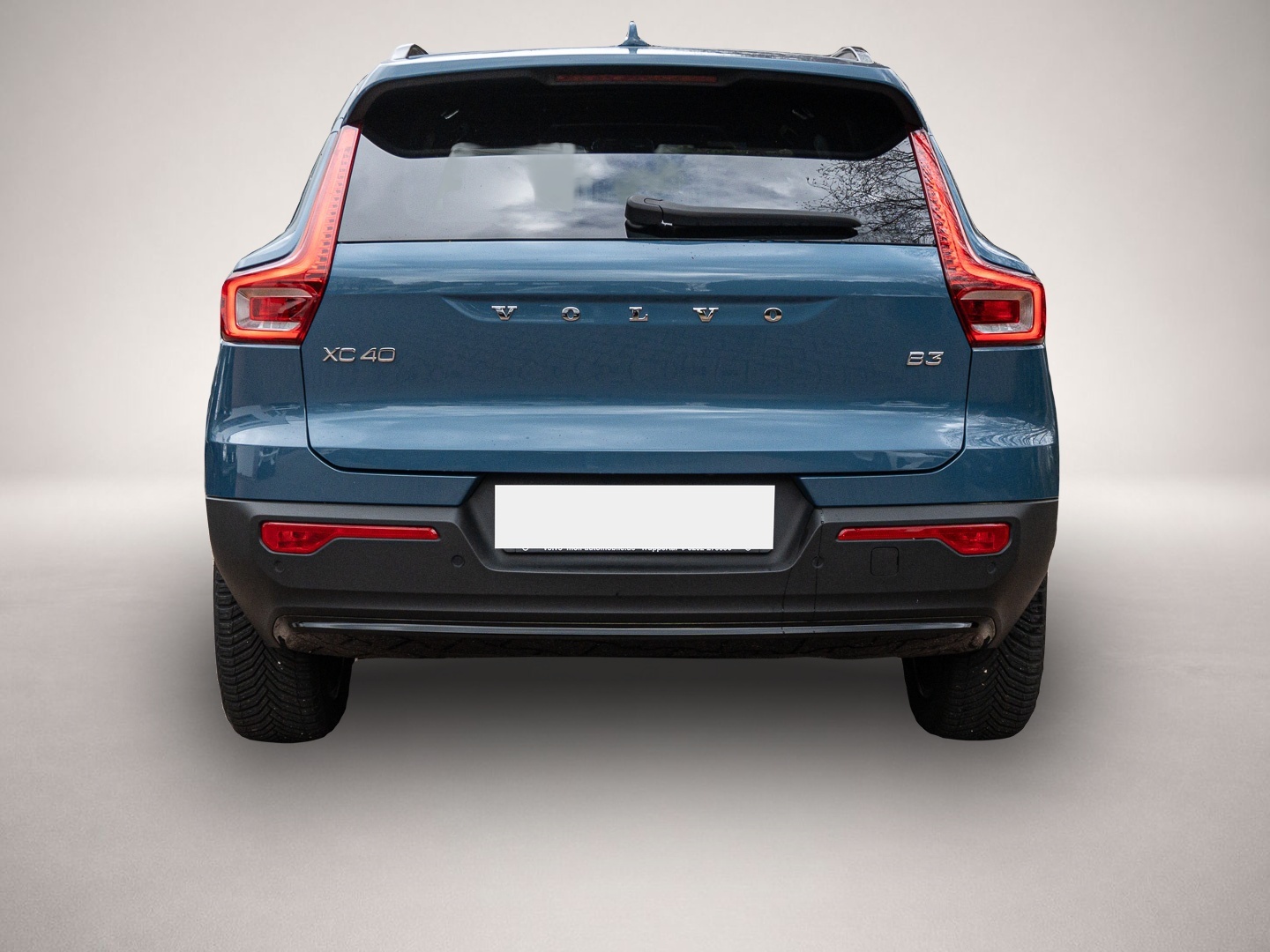 Volvo XC40 (12/2023, Benzin)