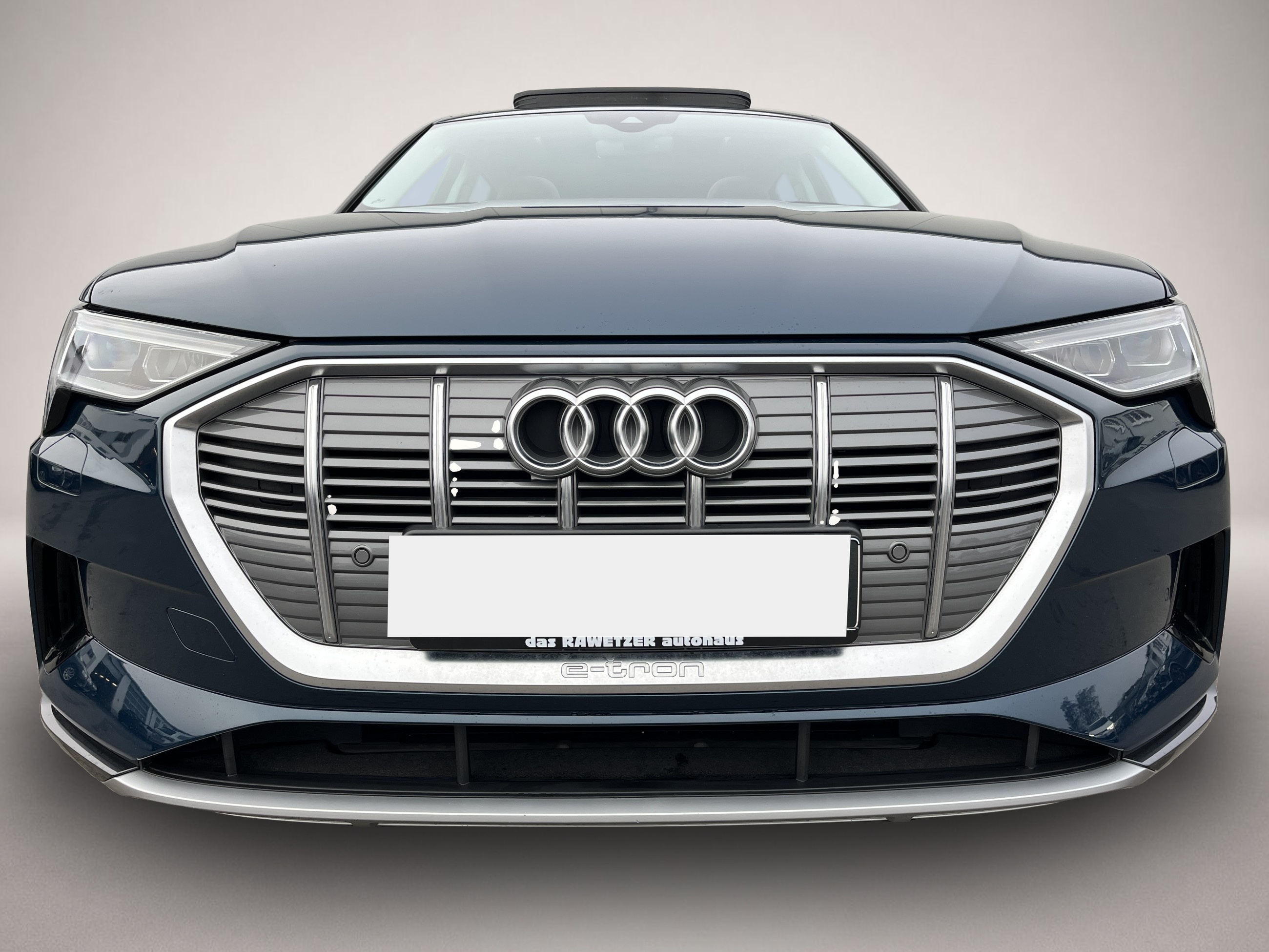 Audi e-tron (09/2022, ELECTRIC)