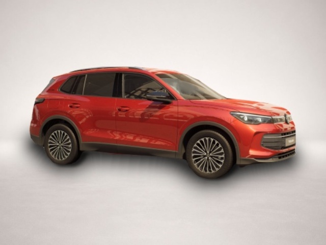Volkswagen Tiguan (10/2025, )