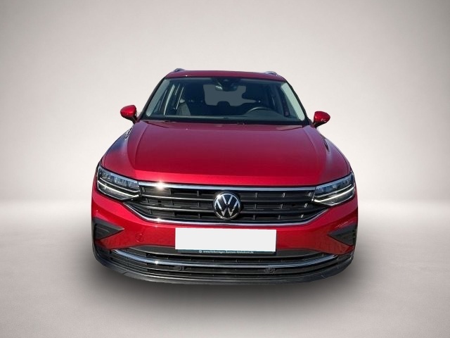 Volkswagen Tiguan (02/2022, Benzin)