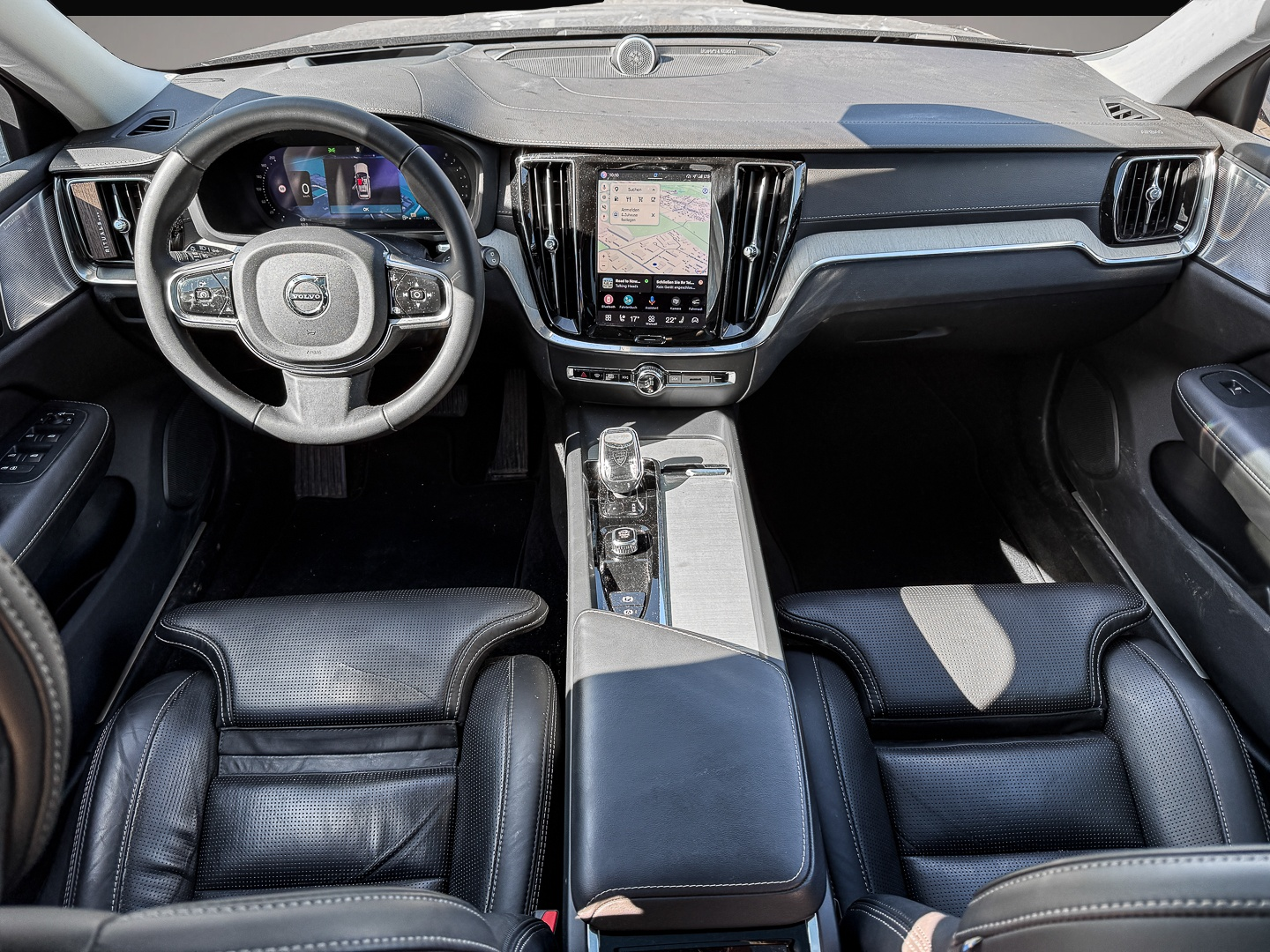Volvo V60 Cross Country (03/2024, Benzin)