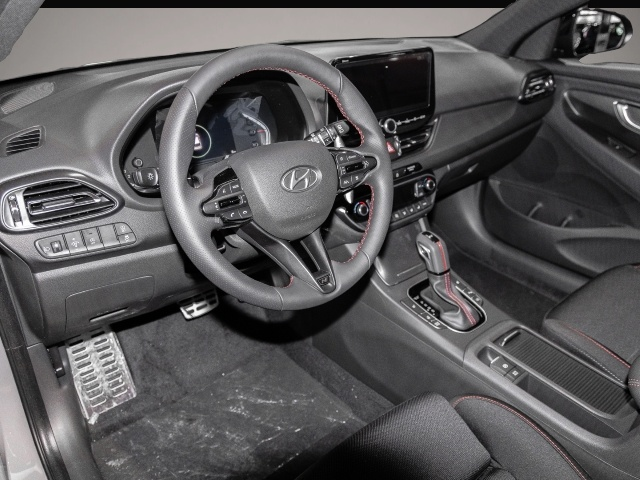 Hyundai i30 (02/2026, Benzin)