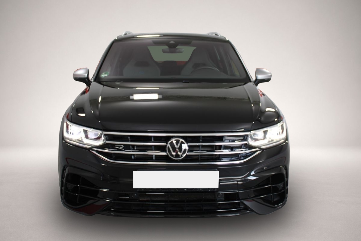 Volkswagen Tiguan (10/2022, Benzin)