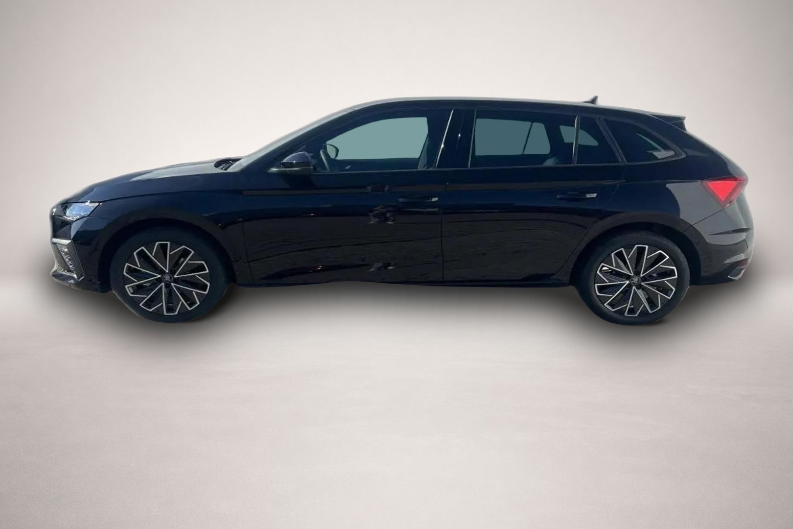 Skoda Scala (, Benzin)