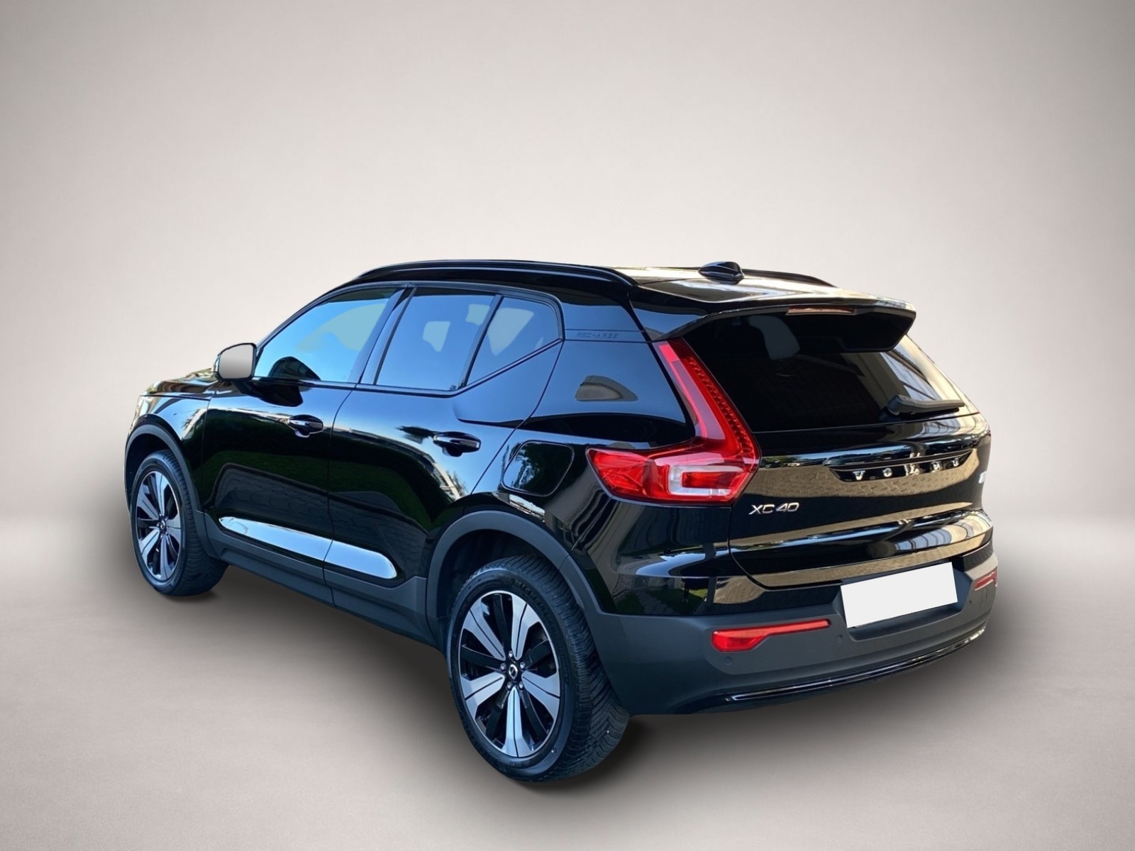 Volvo XC40 (07/2023, ELECTRIC)