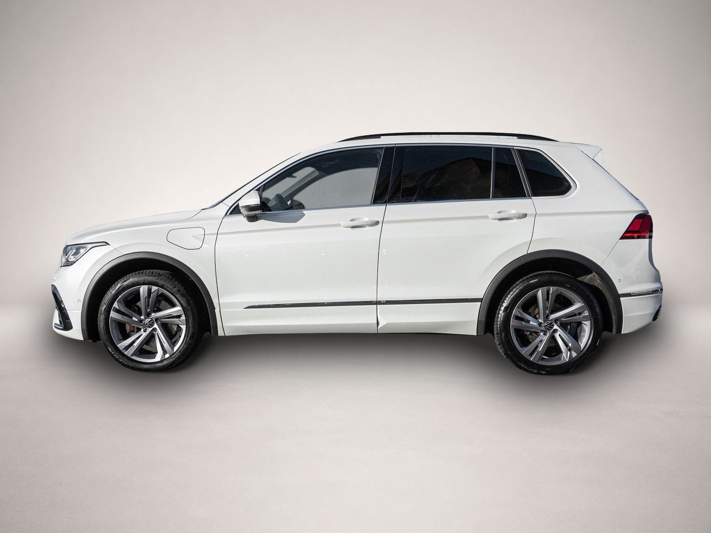 Volkswagen Tiguan (11/2021, )
