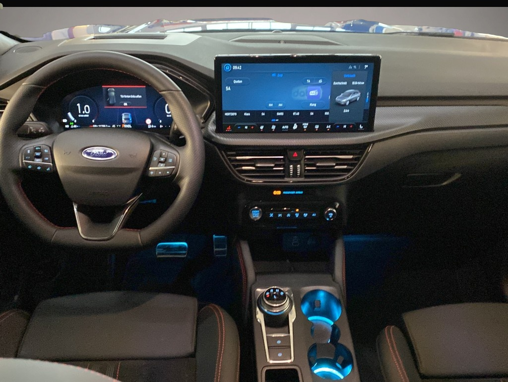 Ford Kuga (06/2025, Benzin)