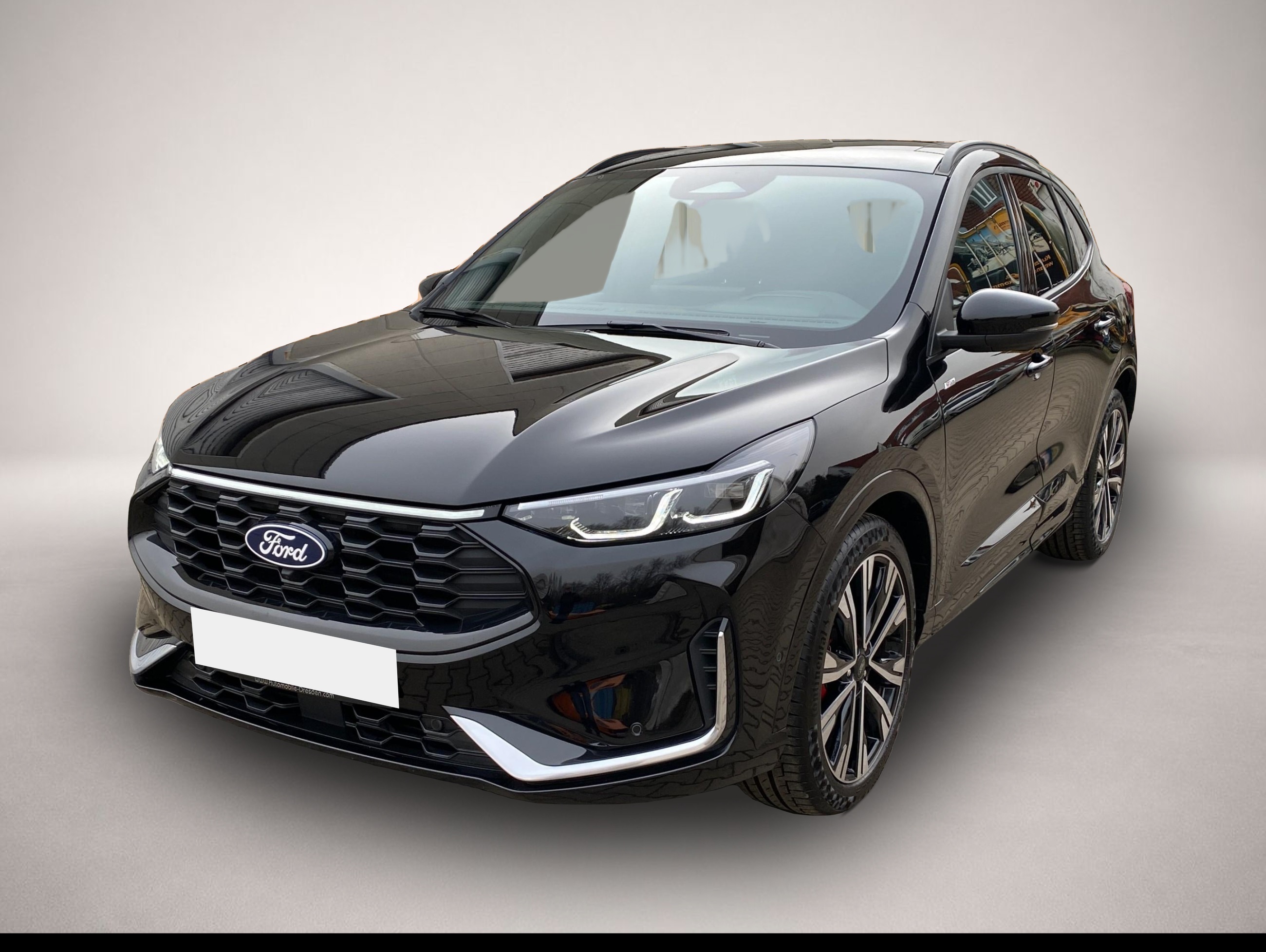 Ford Kuga (06/2025, Benzin)