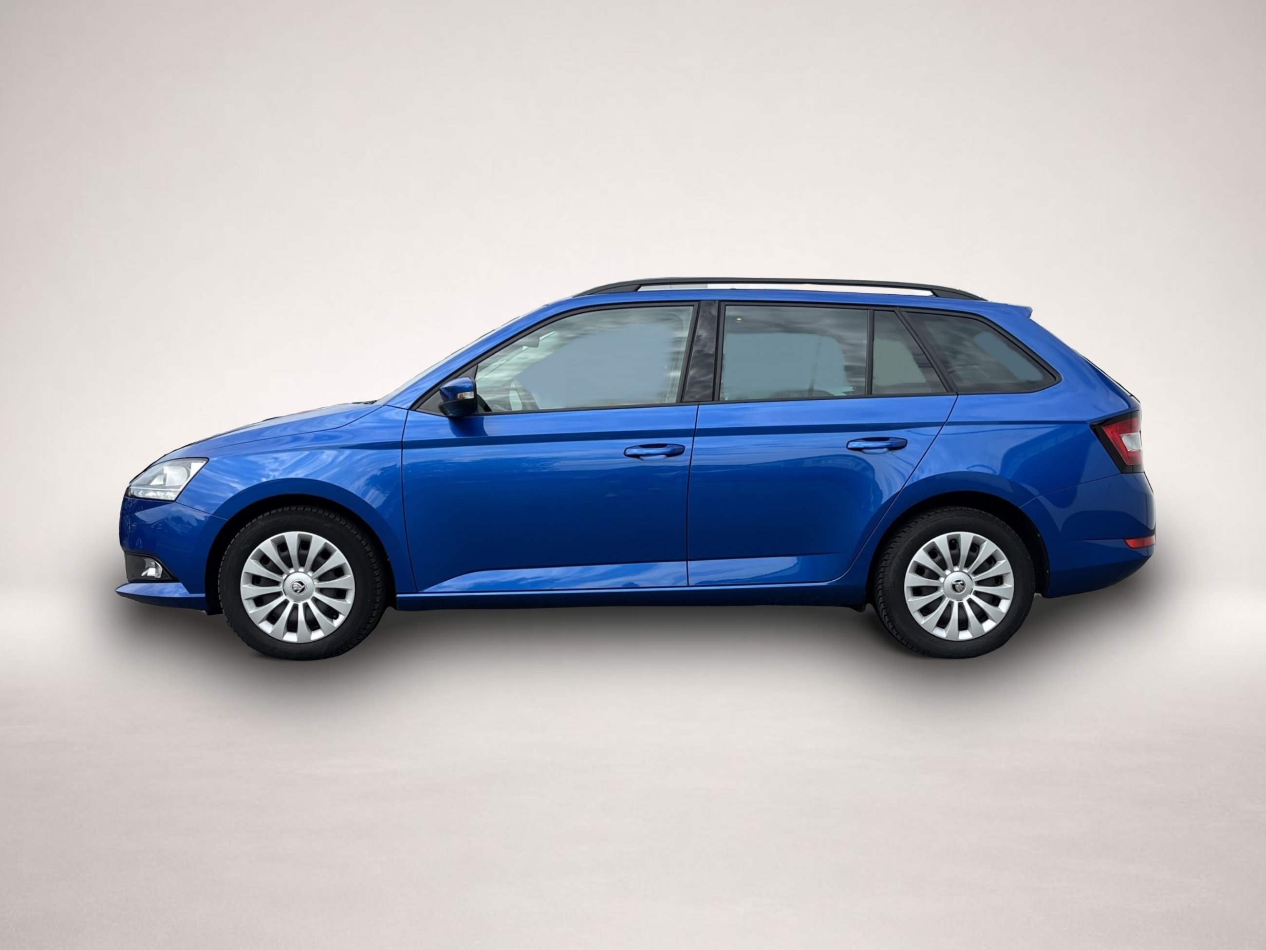 Skoda Fabia (11/2022, Benzin)