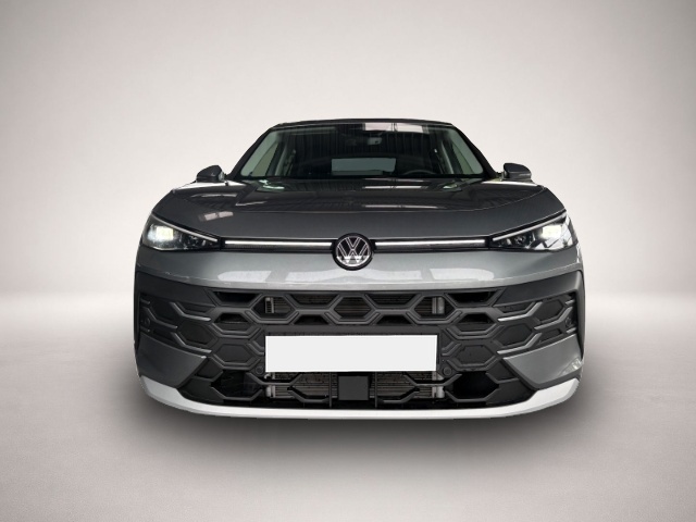Volkswagen T-Roc (03/2026, Benzin)