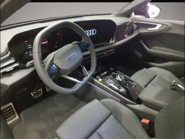 Audi A5 (10/2025, Benzin)